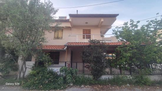 Two 2+1 Seaside Apartments For Sale In Payamlı, Seferihisar, Izmir