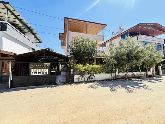 In İzmir Seferihisar Cumhuriyet neighbourhood 4+1 For Sale Detached Villa