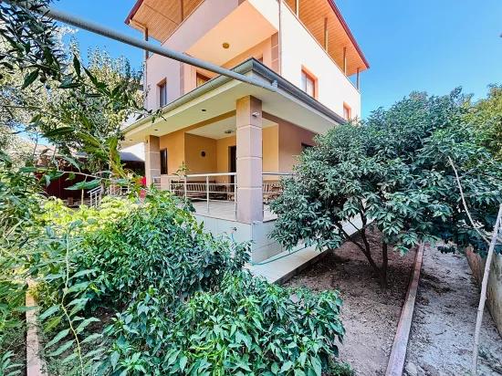 In İzmir Seferihisar Cumhuriyet neighbourhood 4+1 For Sale Detached Villa