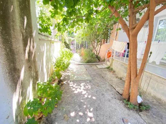 In İzmir Seferihisar Mersin Area Neighbourhood Spacious Garden 2+1 Apartment for Sale