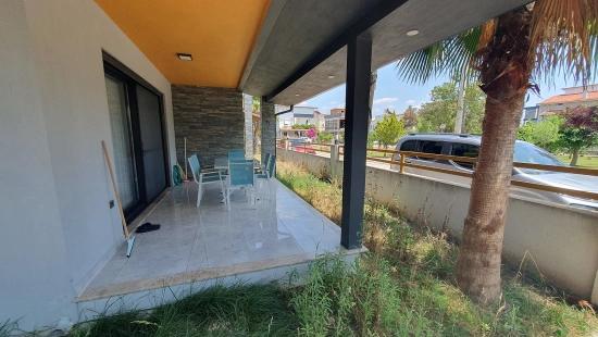 3+1 Villa With Pool And Garden For Sale On The Sea Side In Seferihisar Payamlı