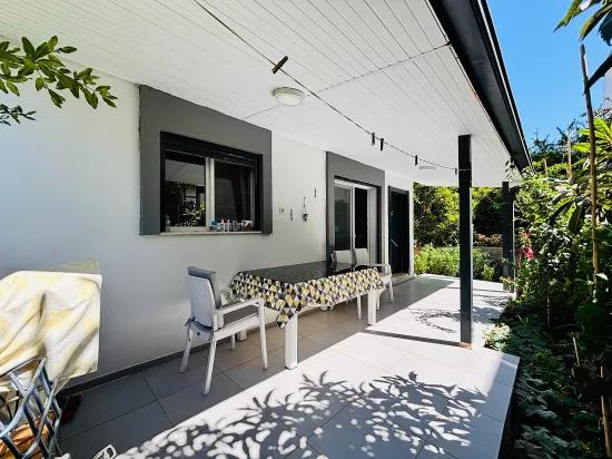 Garden 2+1 Summer Villa For Sale In Payamlı Neighbourhood, Seferihisar, İzmir