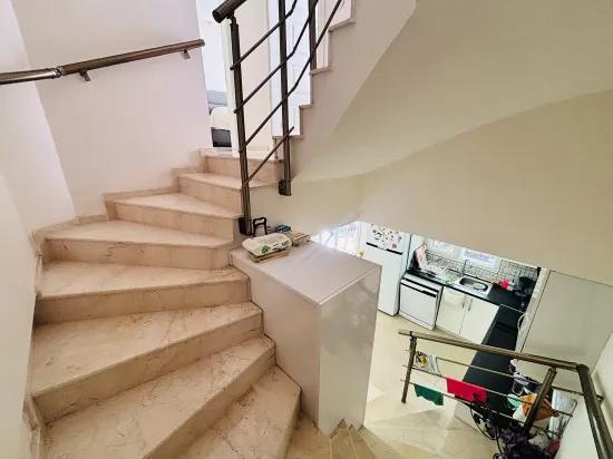 Garden 2+1 Summer Villa For Sale In Payamlı Neighbourhood, Seferihisar, İzmir