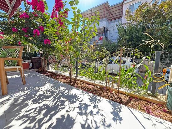 Spacious 3+1 Villa For Sale In Seferihisar Payamlı, 500 M From The Beach