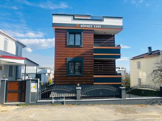 4+1 Villa For Sale With Sea View And Condominium In Seferihisar Doğanbey