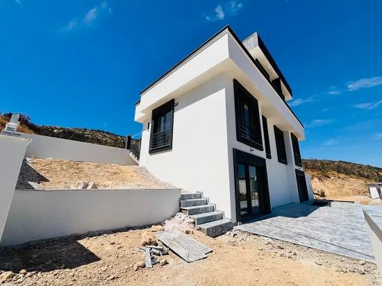 2+1 Sea View Villa for sale In İzmir Seferihisar Atatürk neighbourhood