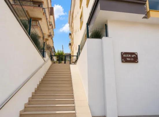İzmir Menderes Fevzi Çakmak Mahallesi’nde Ara Kat 3+1 Kapalı Mutfaklı Daire