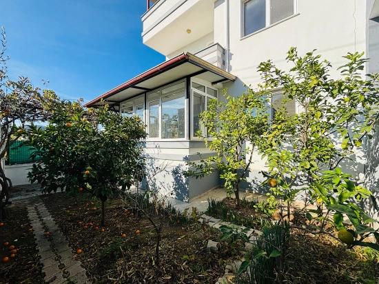 4+1 Triplex With Detached Parking And Garden In Seferihisar Doğanbey