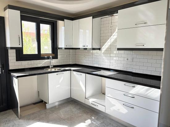 Spacious 3+1 Villa For Sale In Seferihisar Doğanbey Center