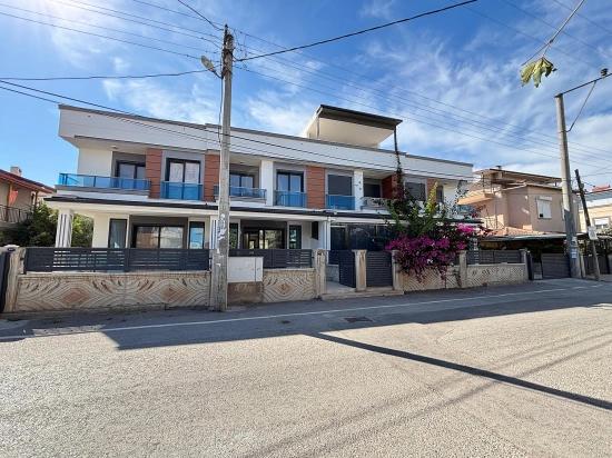 Spacious 3+1 Villa For Sale In Seferihisar Doğanbey Center