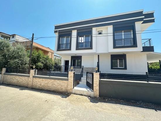 Brand New 3+1 Villa For Sale With Large Garden, 500M From The Beach In Seferihisar Doğanbey