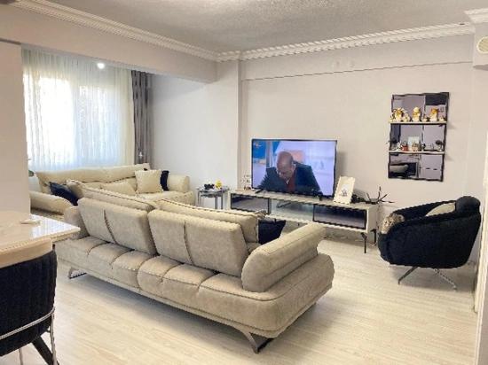 2+1 Apartment For Sale In Seferihisar Ürkmez Bengiler, Convenient 2Nd Floor, Clean