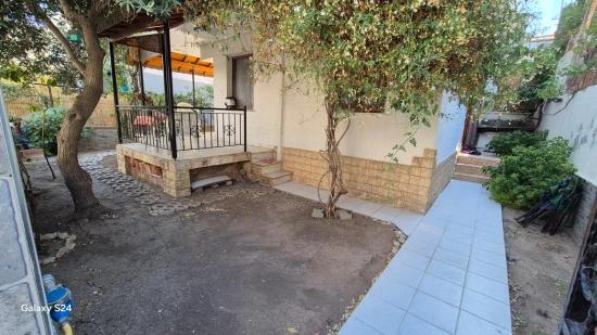 4+1 Villa With Garden For Rent On Havacılar Beach In Doğanbey, Seferihisar