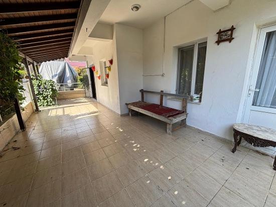 3+1 Villa For Rent With Garden, 50 Meters From The Beach In Seferihisar Doğanbey