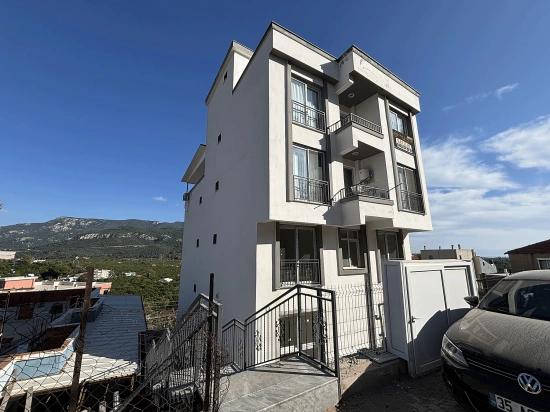 3+1 Sea View Apartment In Fevzi Çakmak, Menderes, Izmir