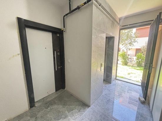 2+1 Reverse Duplex Apartment In Izmir Seferihisar Çolak İbrahim