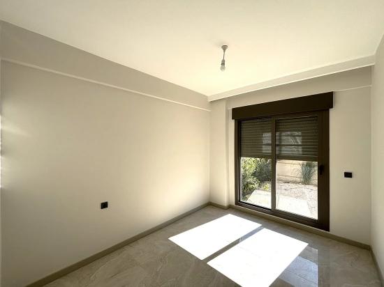 1+1 Ground Floor Garden Flat In Izmir Seferihisar Çolakibrahim