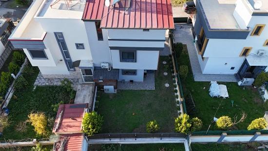 3+1 Detached Villa With Spacious Garden And En-Suite Bathroom In Each Bedroom