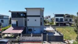 3+1 Detached Villa With Pool For Sale In Cumhuriyet Neighborhood, Seferihisar, Izmir