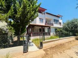 3+1 Bedroom Villa For Sale in Cumhuriyet Nbh. Seferihisar Doğanbey - 120 m²