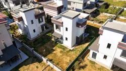3+1 Bedroom Summerhouse For sale in Cumhuriyet Nbh. Seferihisar Doğanbey - 180 m²