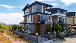 4+1 Bedroom Summerhouse For sale in Payamlı Nbh. Seferihisar Doğanbey - 300 m²