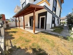 3+1 Villa With Large Garden For Sale In Seferihisar Doğanbey