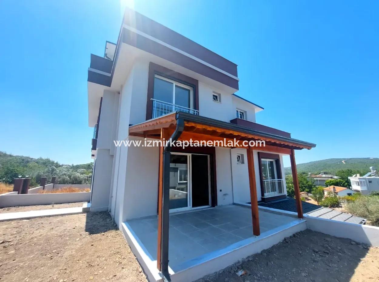 3 1 Triplex Summer Villa For Sale In Izmir Seferihisar Payamli