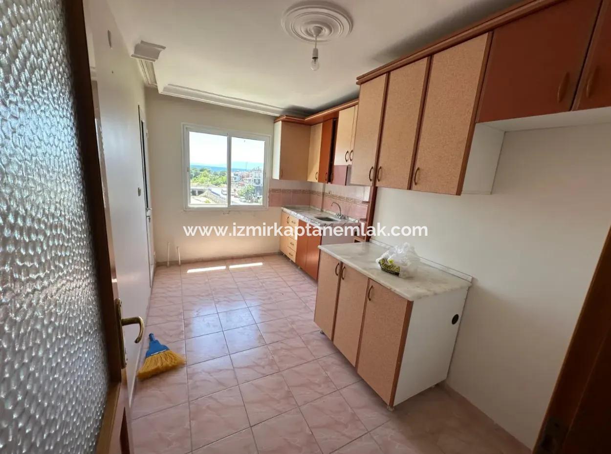 3 1 Apartment For Sale With Sea View Mah.de Of İzmir Seferihisar Bengiler