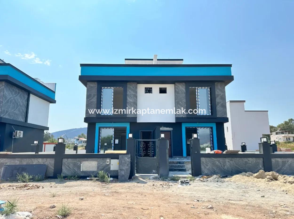 2 1 Villas For Sale With Large Garden And Underfloor Heating In Doğanbey Cumhuryet Mah