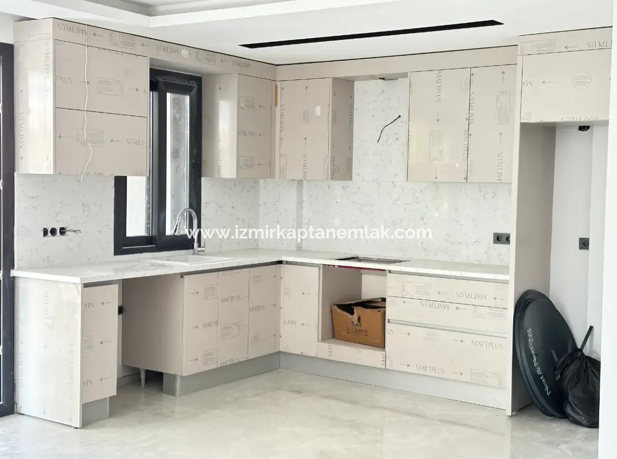 Wide Build For Sale In Doğanbey Center Zero 5 1 Triplex