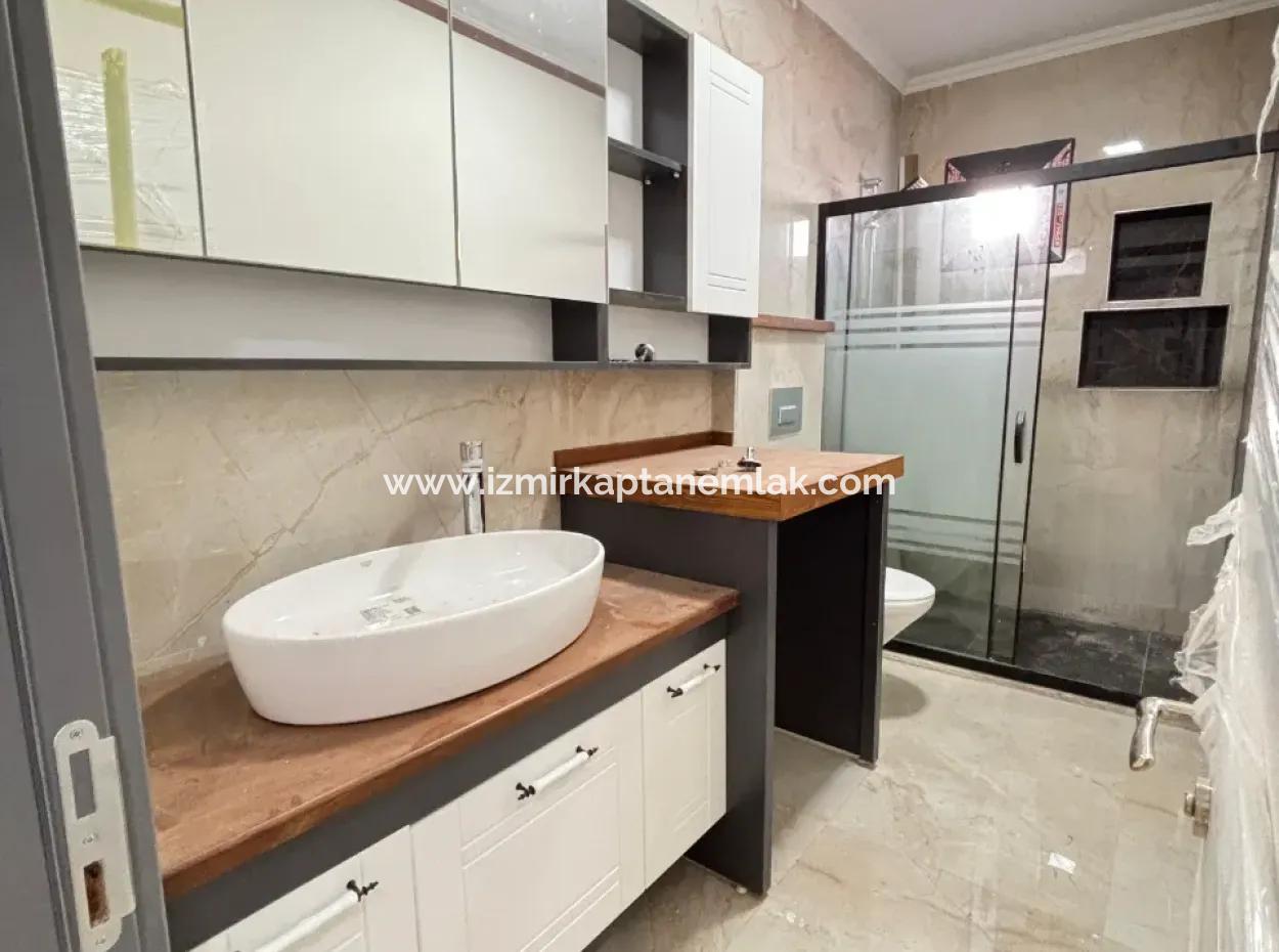 3 1 Villa For Sale With Large Garden In Doğanbey