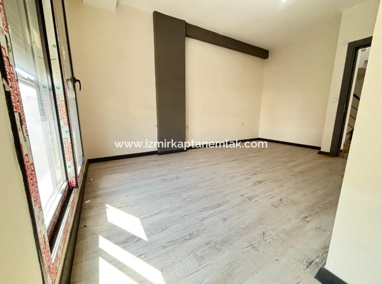 3 1 Villa For Sale With Large Garden In Doğanbey