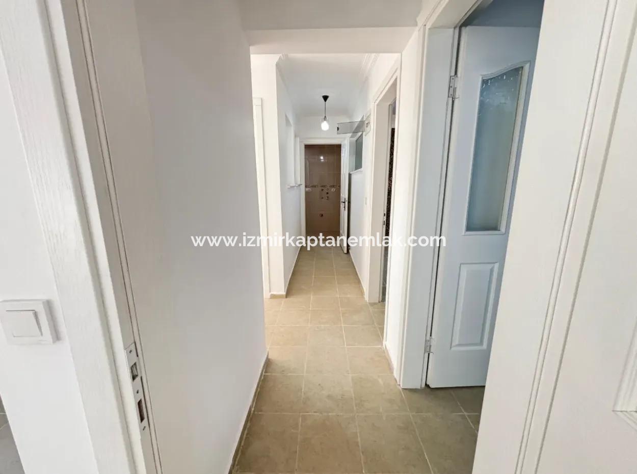 Ürkmez Central Location Bahçeli 2 1 Flat For Sale