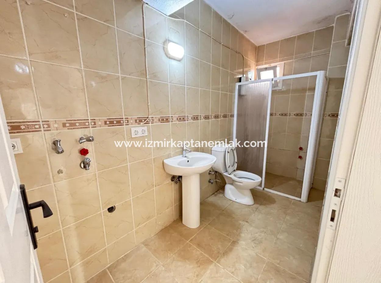 Separate Kitchen And Garden Inexpensive 2 1 Flat For Sale In Ürkmez
