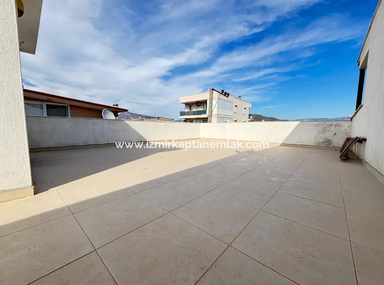 3 1 Villa For Sale In Doğanbey With 500 M Parking Lot Garden