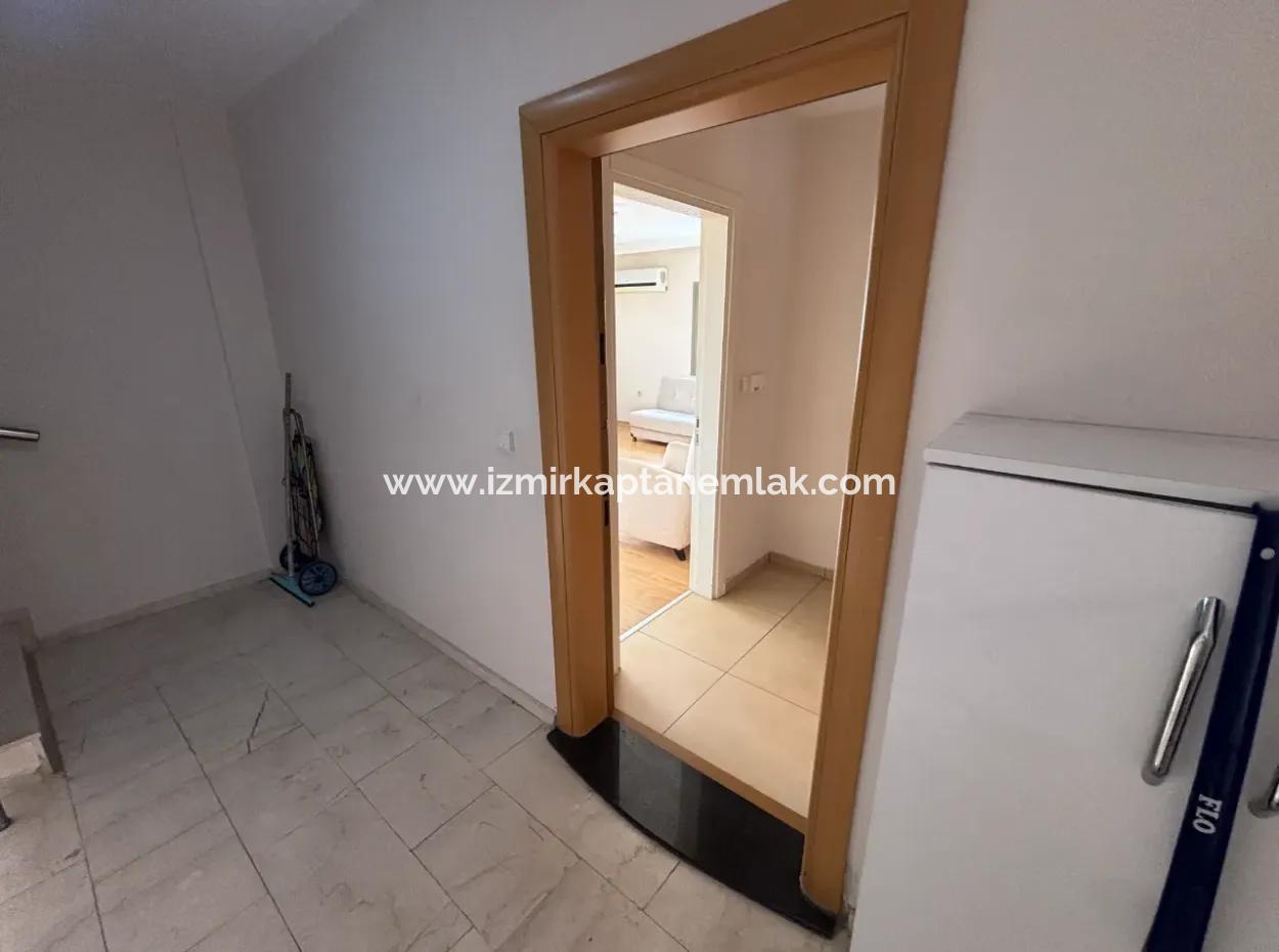 2 1 Middle Floor Flat On The Street In Seferihisar Bengiler