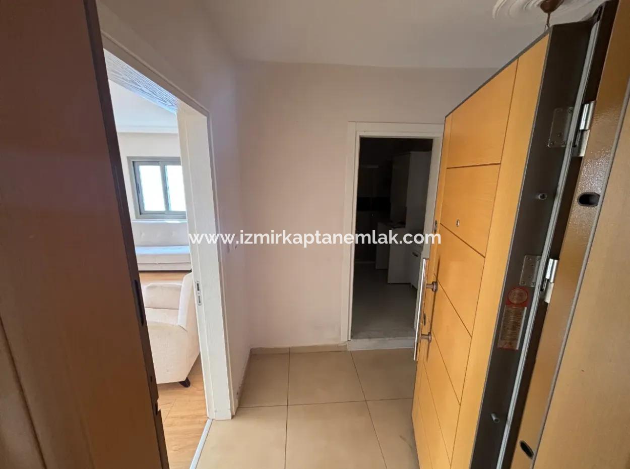 2 1 Middle Floor Flat On The Street In Seferihisar Bengiler