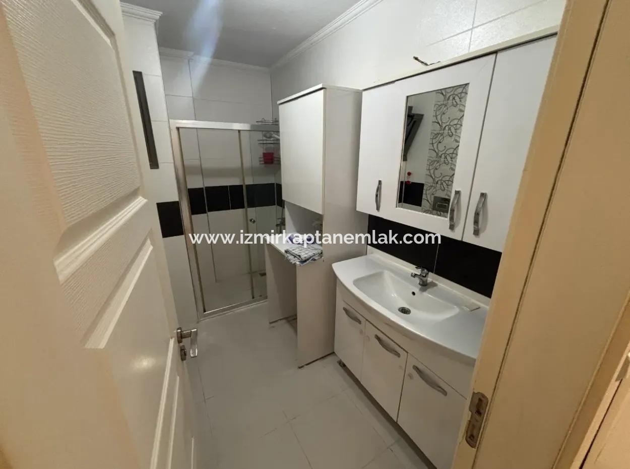 2 1 Middle Floor Flat On The Street In Seferihisar Bengiler