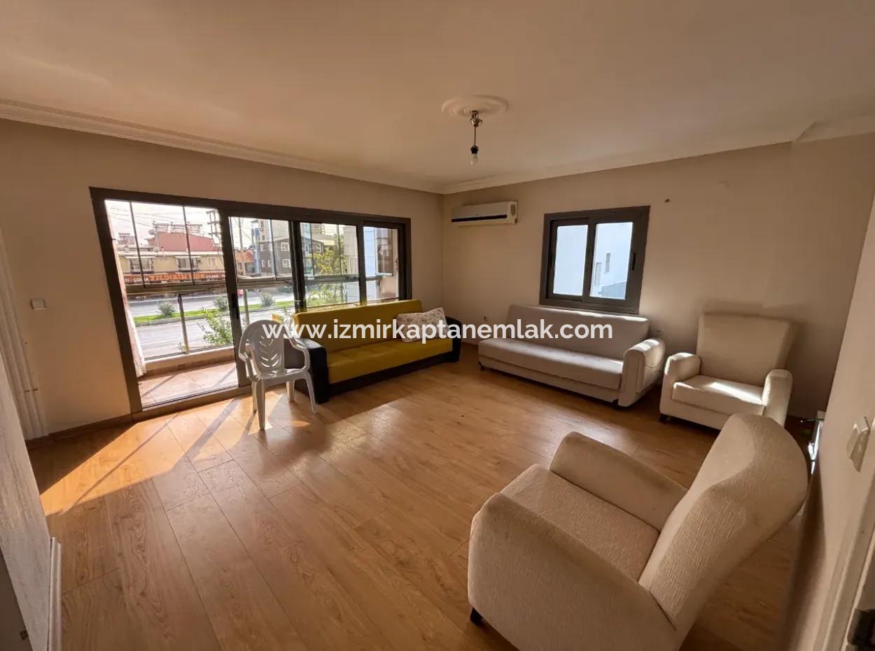 2 1 Middle Floor Flat On The Street In Seferihisar Bengiler