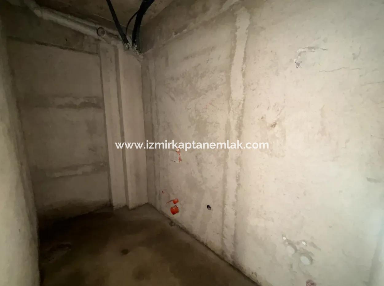 1 1 Middle Floor Flat In A Beautiful Location In Izmir Seferihisar Hidirlik