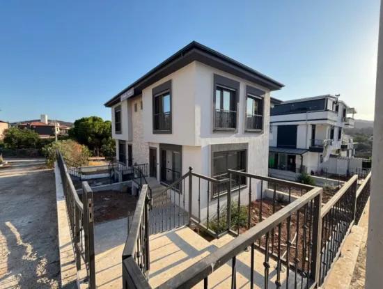 2 1 Villa For Sale With Detached Entrance And Garden In Payamlı