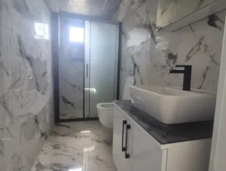 Ürkmez 3 1 Villa For Sale With Large Garden By The Sea