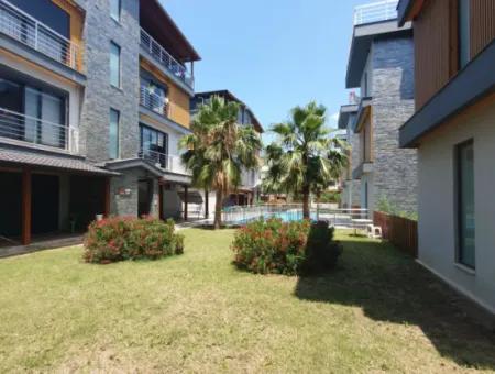 Triplex Cottage For Sale In A Complex With 3 1 Pool In Izmir, Seferihýsar,Payamli