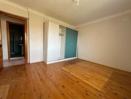 3 1 Apartment For Sale With Sea View Mah.de Of İzmir Seferihisar Bengiler