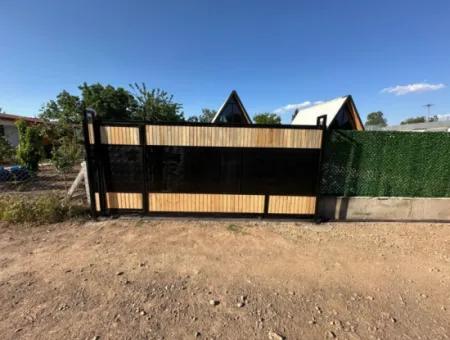 Triangular Bungolov House With Pool In 300 M2 Plot In Izmir Menderes Yeniköy