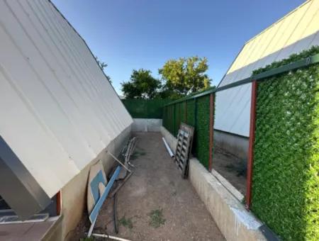 Triangular Bungolov House With Pool In 300 M2 Plot In Izmir Menderes Yeniköy