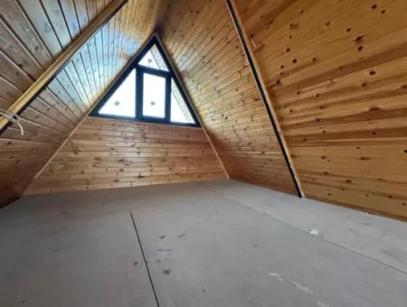 Triangular Bungolov House With Pool In 300 M2 Plot In Izmir Menderes Yeniköy