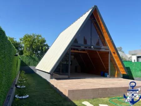 Triangular Bungolov House With Pool In 300 M2 Plot In Izmir Menderes Yeniköy