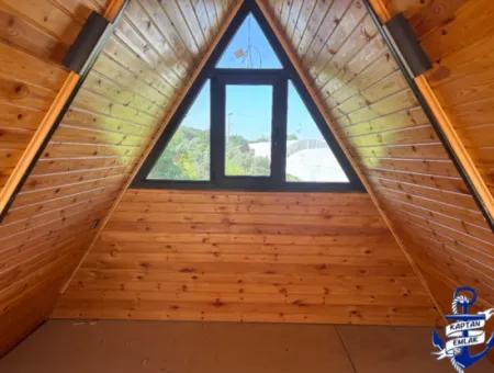 Triangular Bungolov House With Pool In 300 M2 Plot In Izmir Menderes Yeniköy